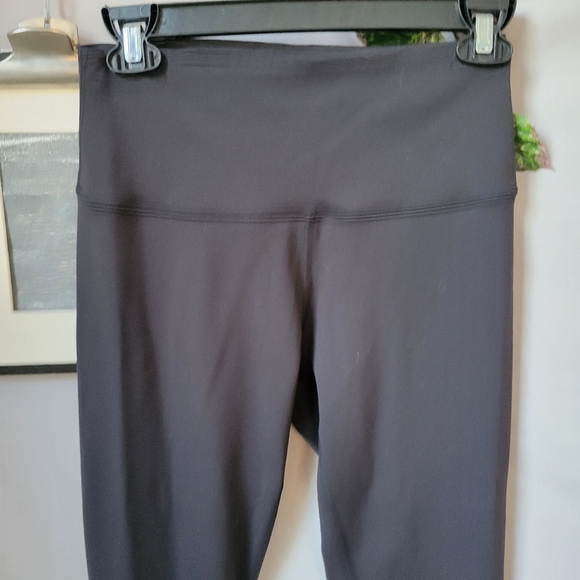 Lululemon Wunder Train Contour Fit High-Rise Tight 25" Black 8 - Picture 3 of 12
